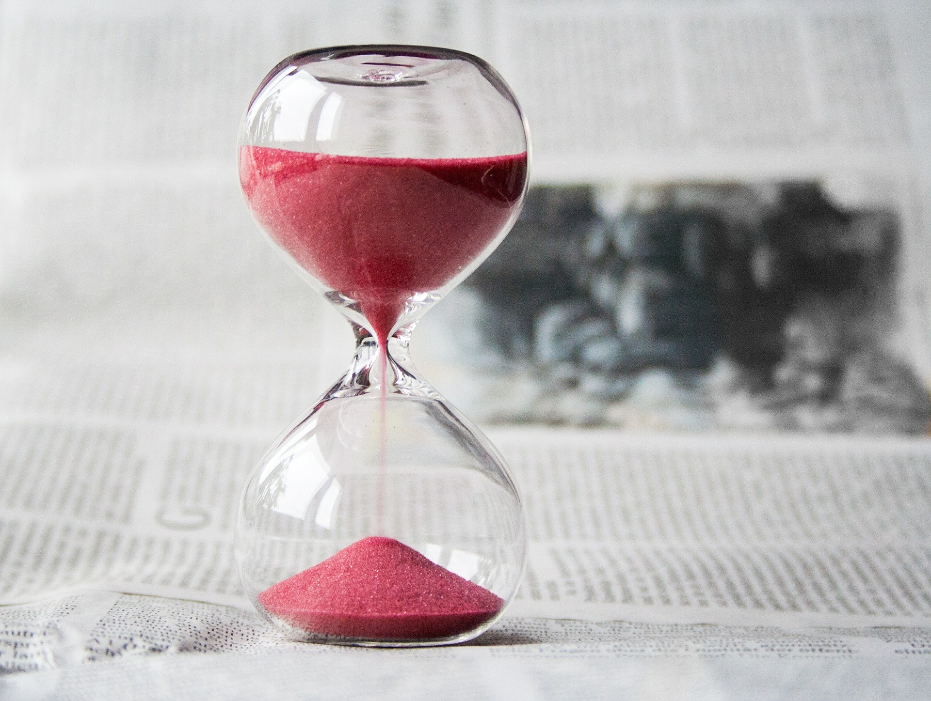 Is Nanosonics looking forward to long term growth despite substantial decrease in net profits?